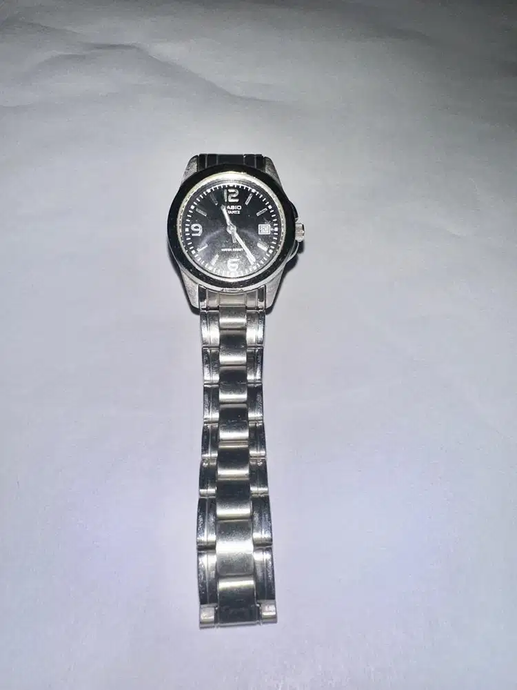 Casio metal silver watch