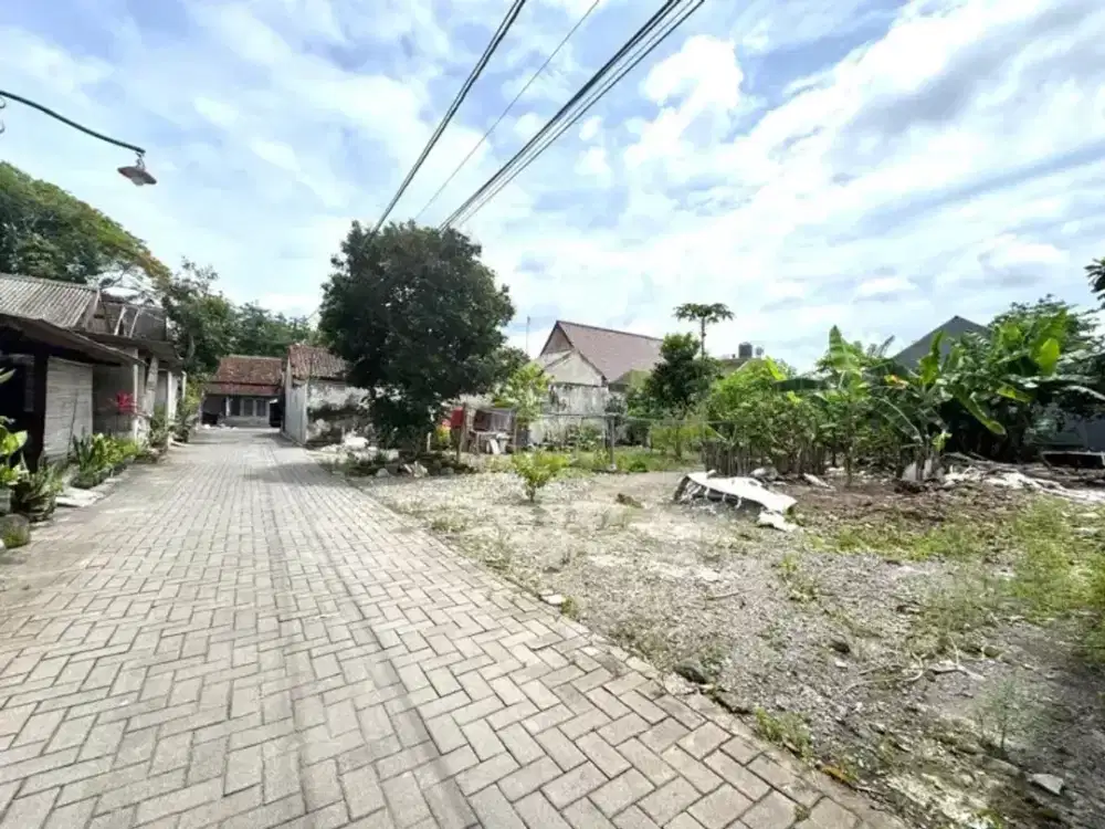 500 Jt-an Dekat UGM ; Tanah Murah Jogja - SHM Ready