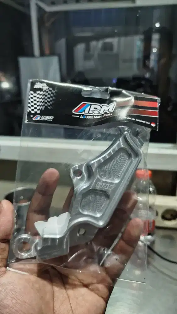 Brakcket kaliper vario-beat-scoopy