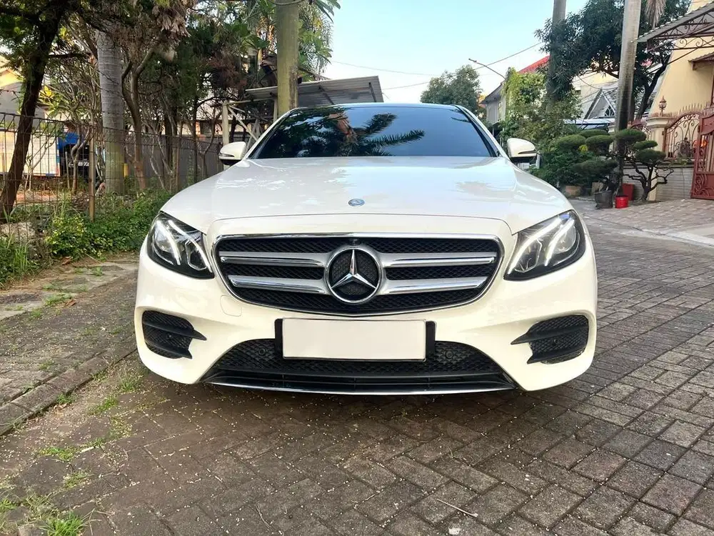mercedes e300 AMG 2017