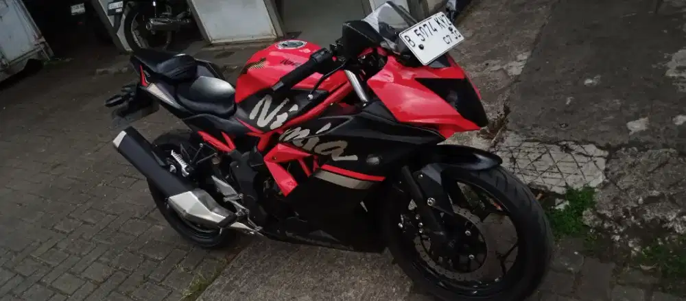 Kawasaki ninja 250 sl mono 2019 merah