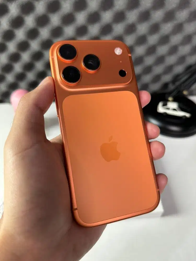 iPhone 17 Pro 256GB Cosmic Orange iBox