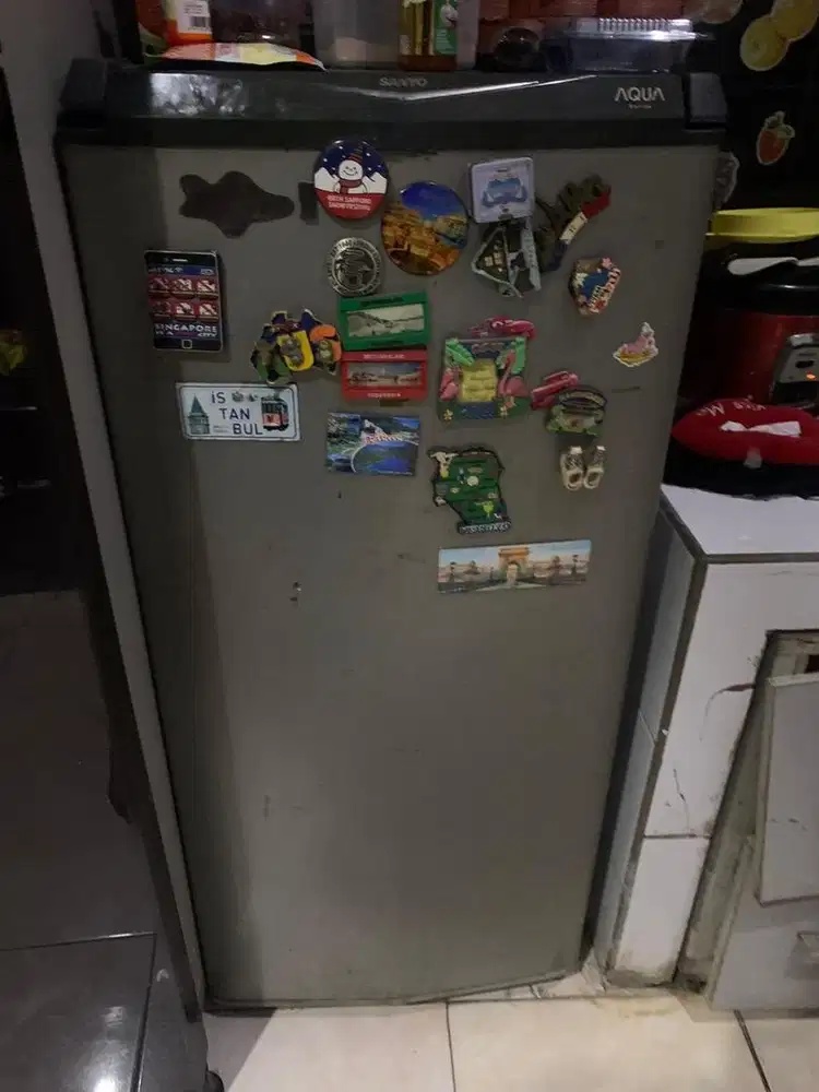 Kulkas Aaua 1 pintu