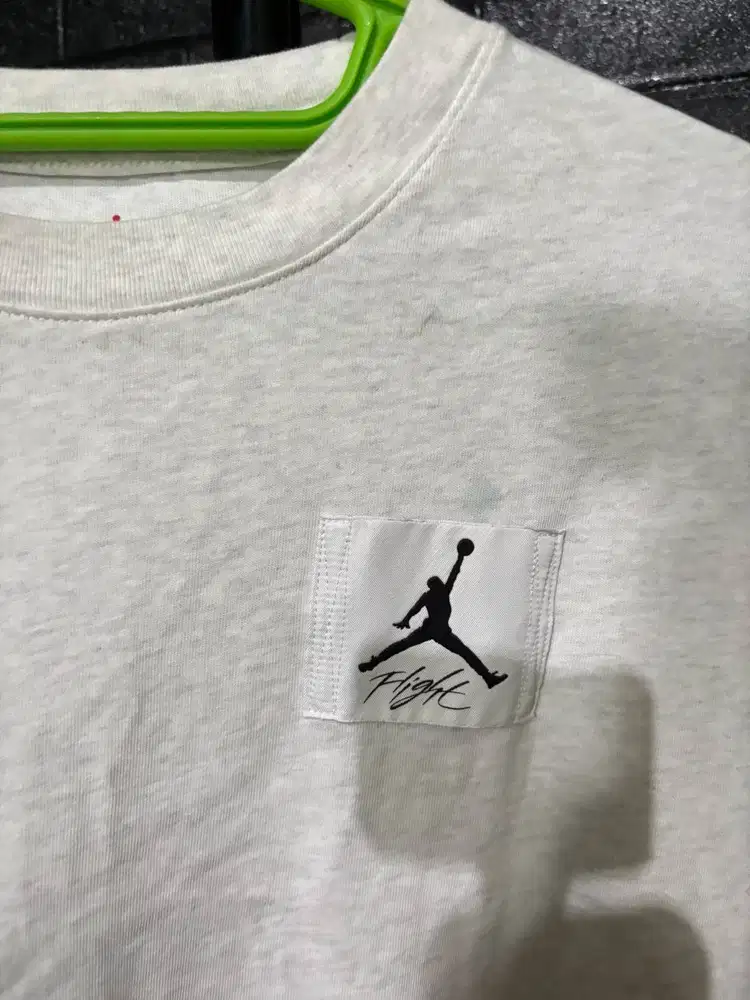 Kaos Jordan Oversized Original Size M Warna Putih Murah