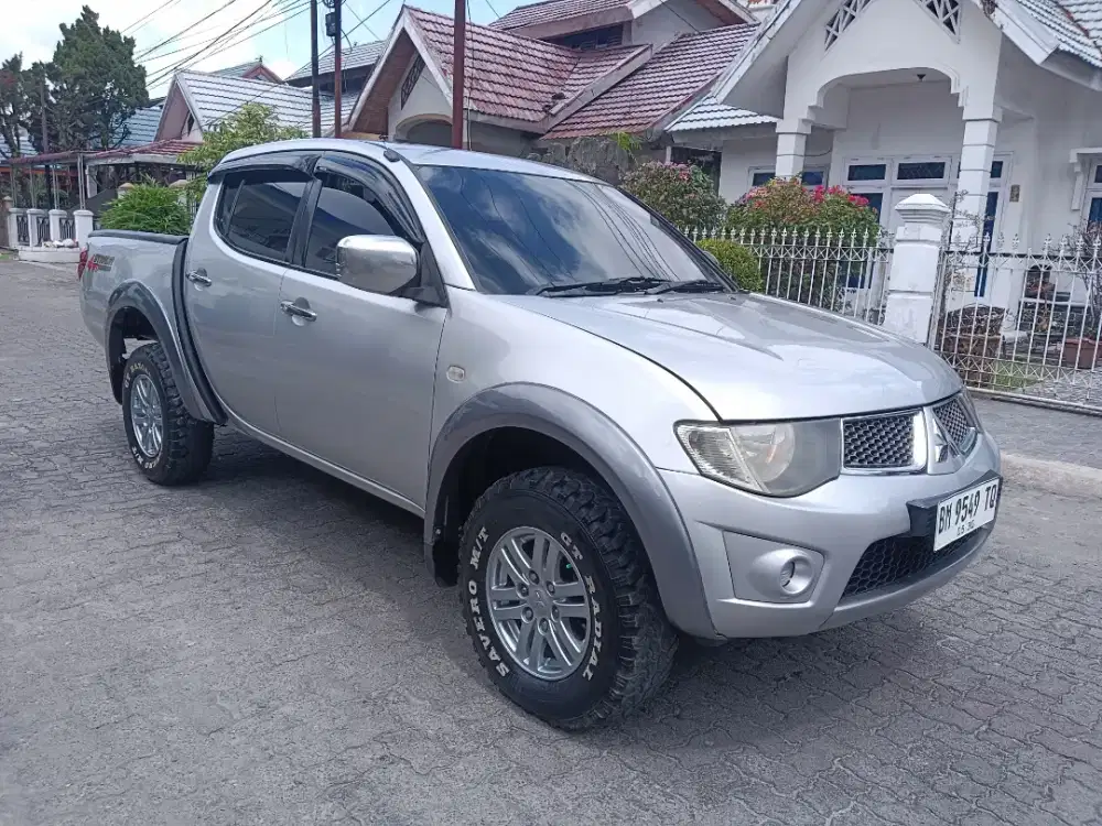 STRADA 4X4 GLS 2015