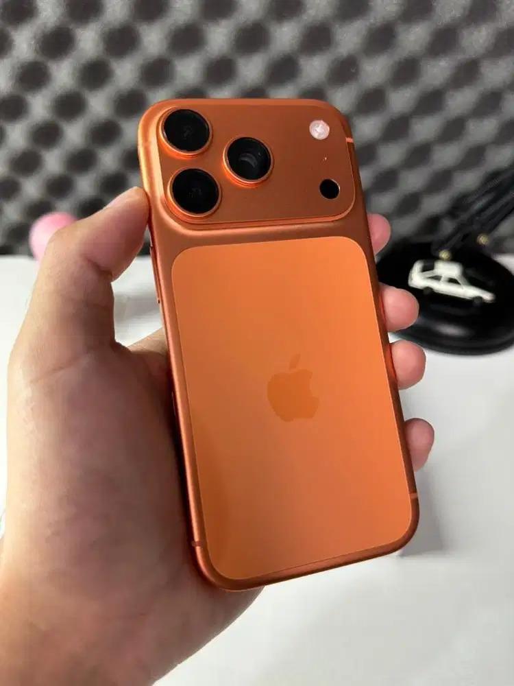 iPhone 17 Pro 256GB Cosmic Orange iBox