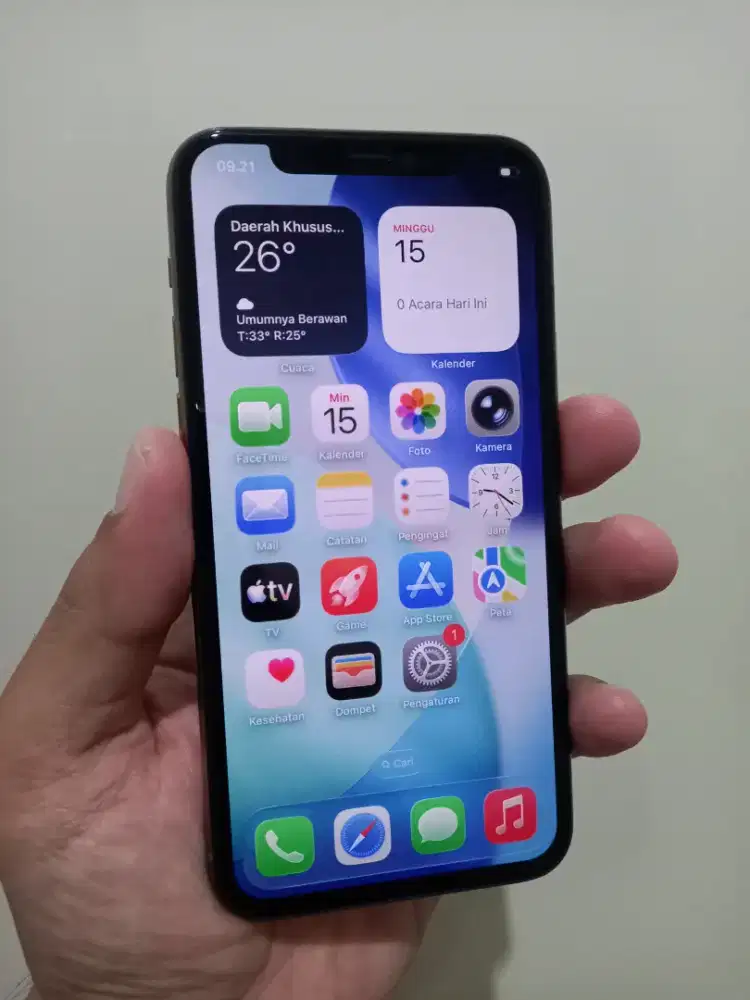 IPhone 11 Pro 256Gb Lte Fullset ada minus dibaca