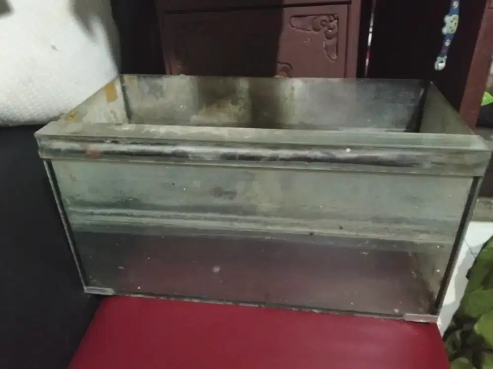 Aquarium bekas ,ada bocor sedikit