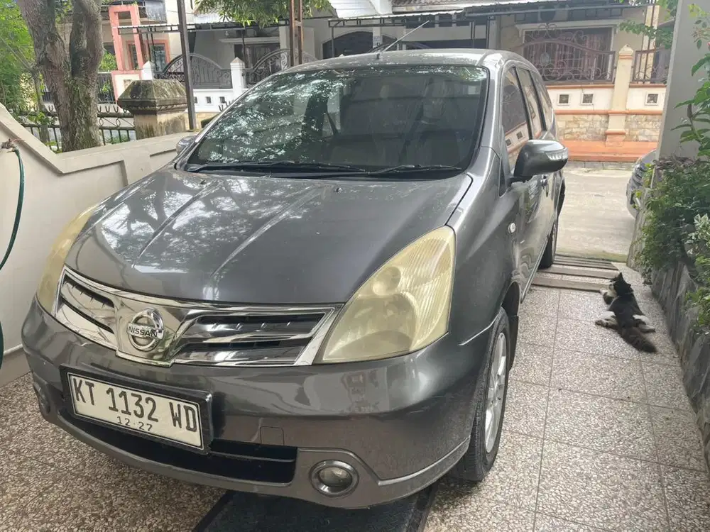 GRAND LIVINA 1.8 XV ULTIMATE/2011/AT/Abu abu metalik