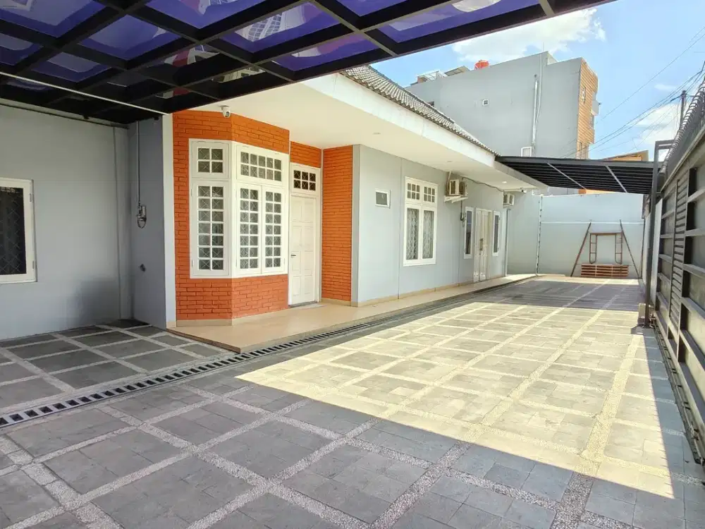 Rumah Baru renovasi 2024 , siap huni tinggal bawa koper area Cipete Kebayoran Baru