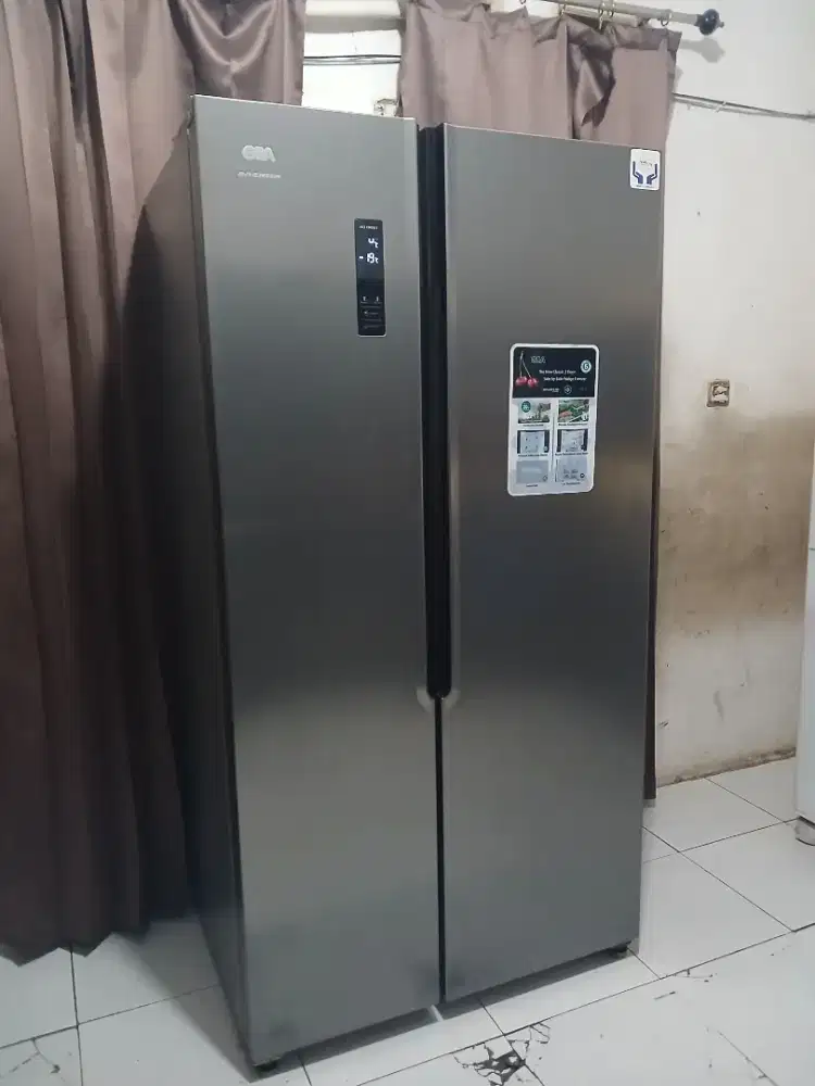 Dijual kulkas 2pintu side by side merk Gea normal