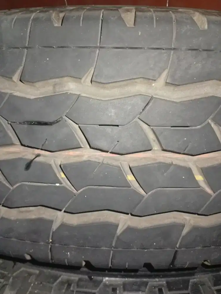 Ban 195 R14 Bridgestone Duravis Apv,Innova,cary,traga,Mega carry,hilux