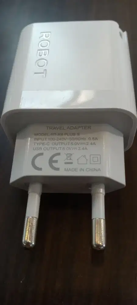 Robot RT-K8 PLUS Adapter Charger Dual Output USB-A USB