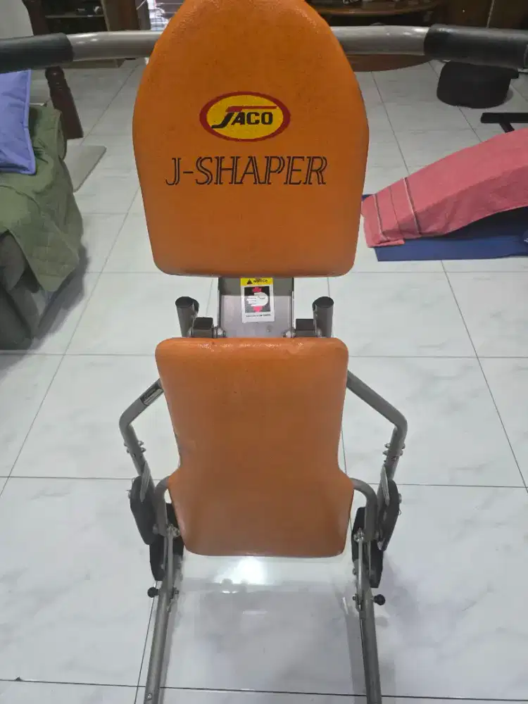 Alat Gym merk Jaco J Shaper