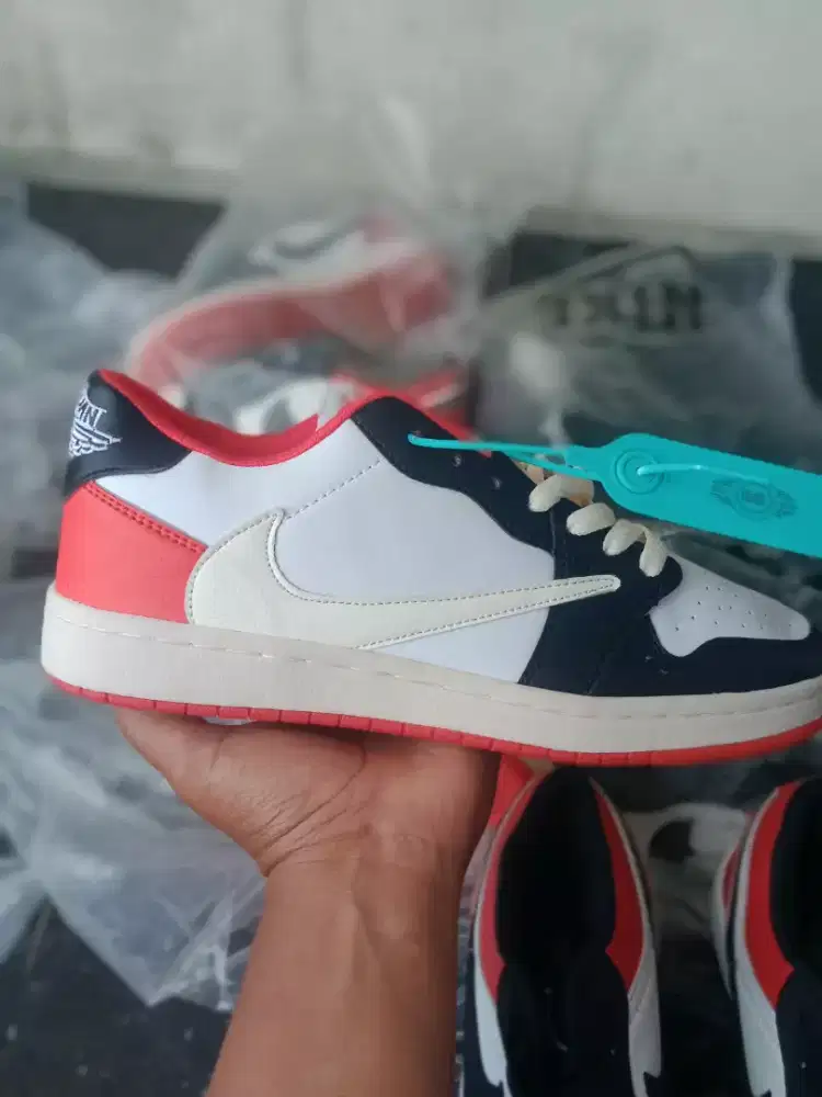 Sepatu lebaran murah