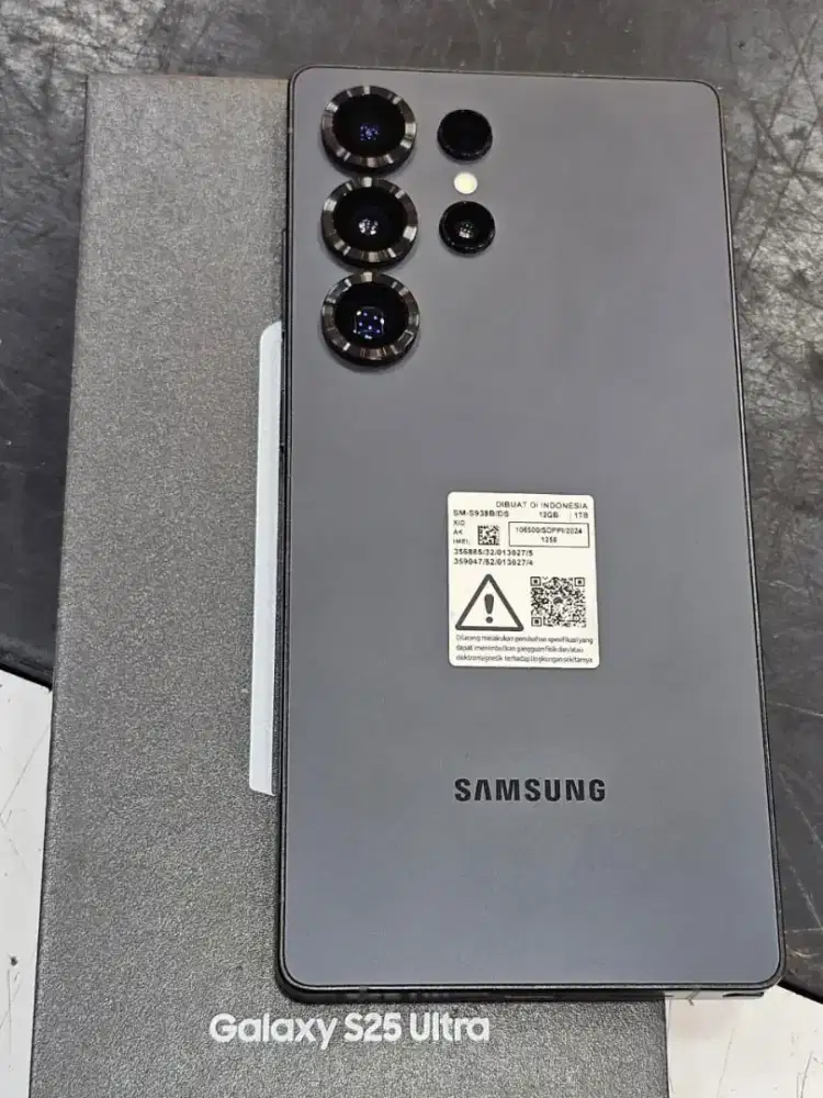 Dijual samsung galaxy s25 ultra 12/1tb