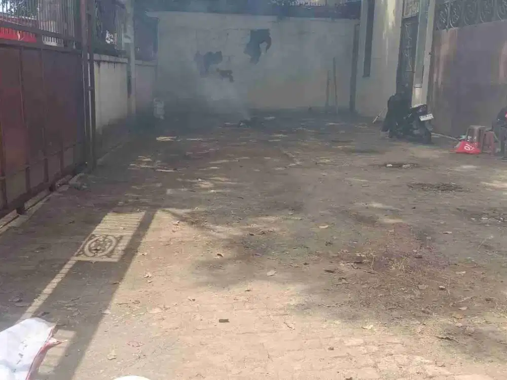 Rumah komersial LT 576 cocok gudang tempat usaha murah 6,5M strategis pinggir jalan raya utama di teluk buyung bekasi dekat akses tol bekasi barat