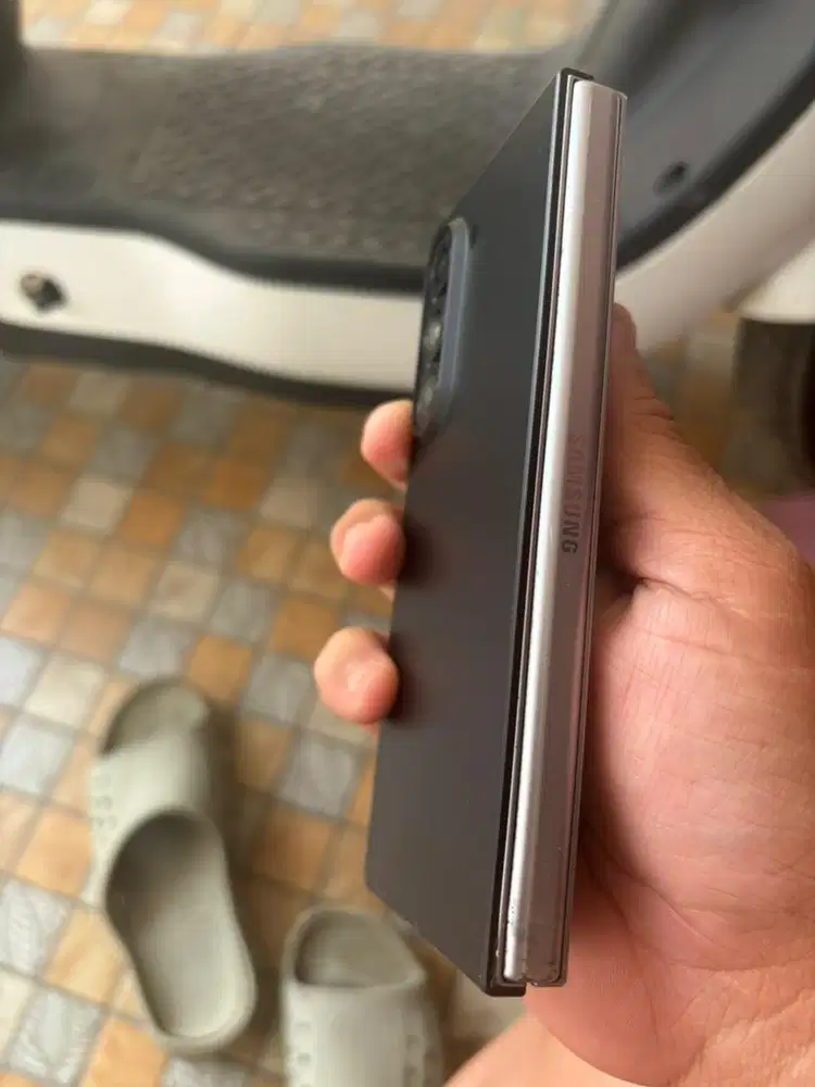 Dijual Samsung Zfold 6 12/256 Silver