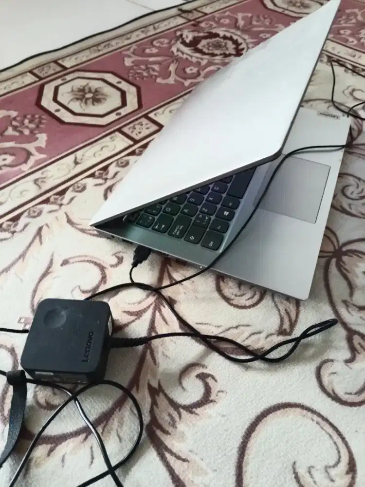 Dijual laptop lenovo