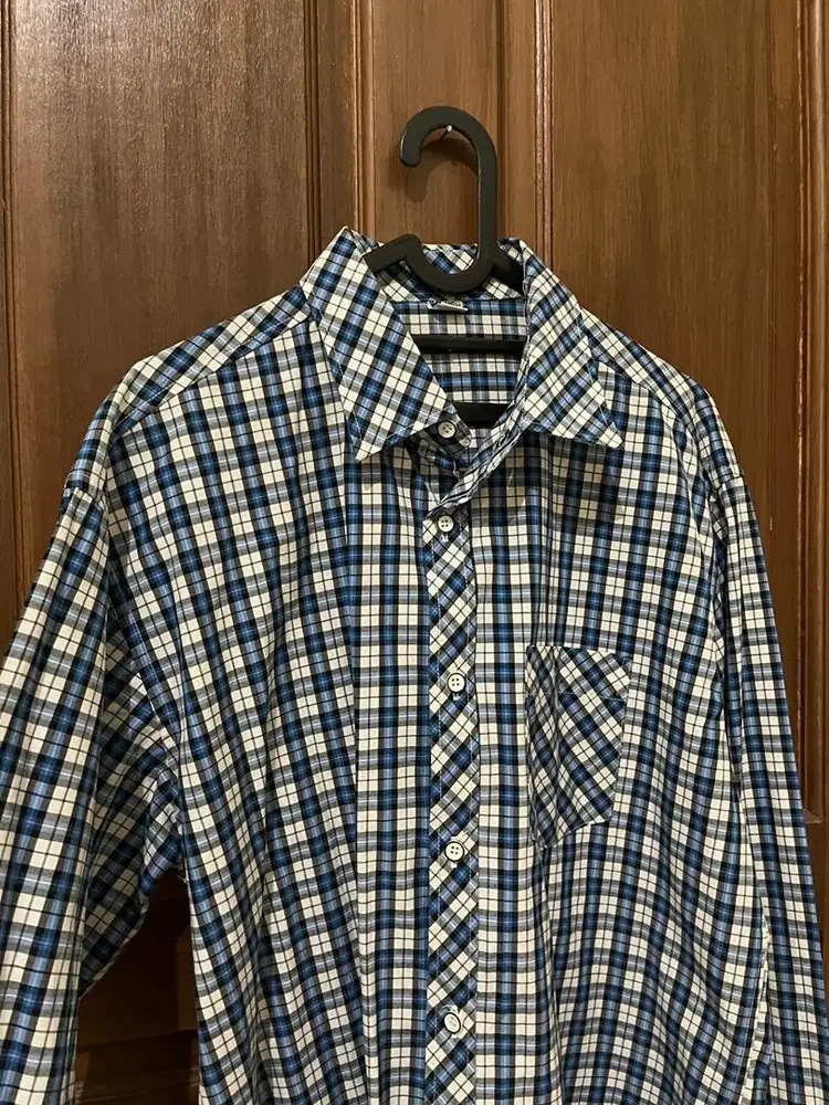 Kemeja Lengan Panjang Pria Motif Kotak