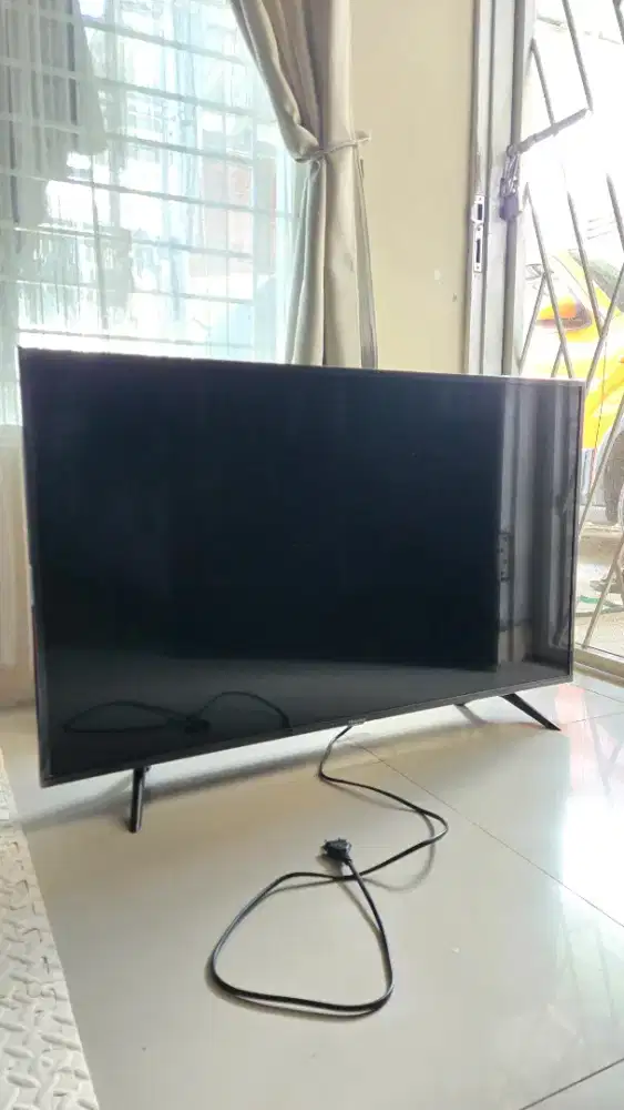 TV Hisense 43 Inch