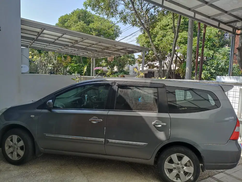 Nissan Grand livina 2007 Bensin