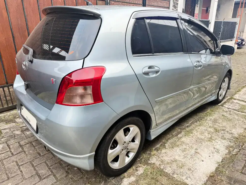 Toyota Yaris type S matic silver 2008 akhir