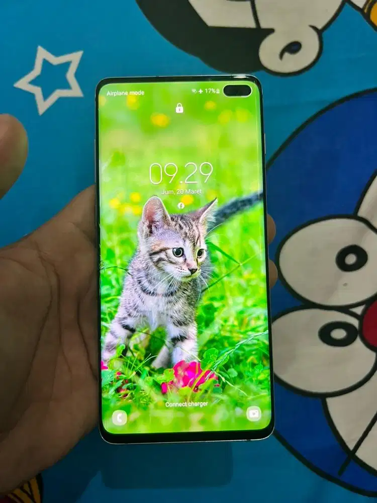 Samaung Galaxi S10 plus