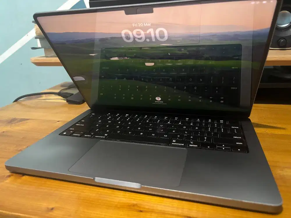 Macbook Pro M1 Max 2021 14 inch | RAM 32 GB | SSD 1TB | Second - 16GB/