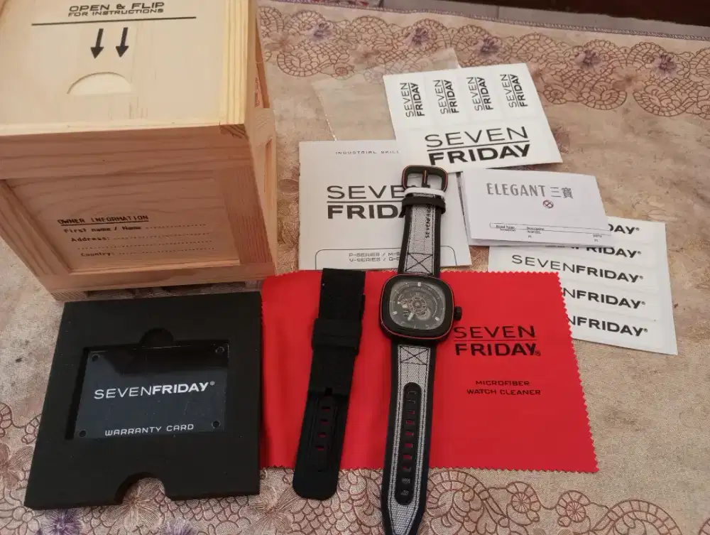 Sevenfriday Carbon orange (Jual cepat)