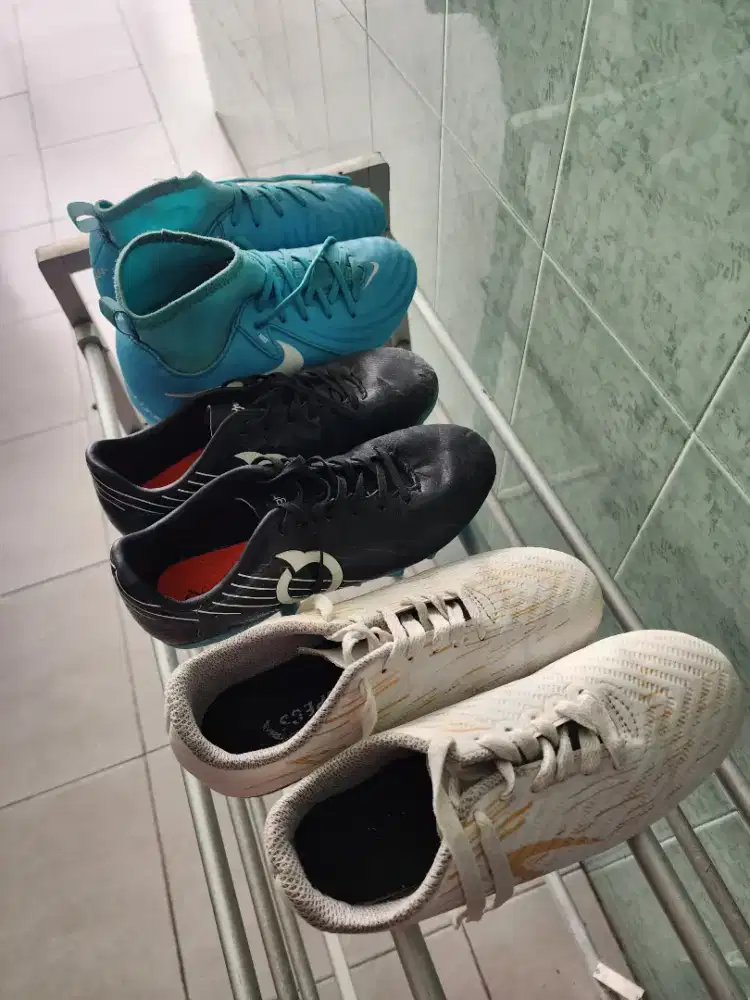 Jual Sepatu Bola Anak Kondisi Bagus