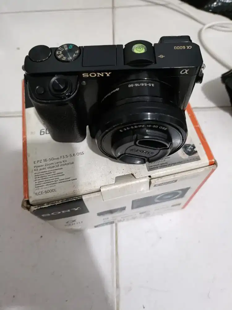 Sony a6000 kit 16-50mm oss