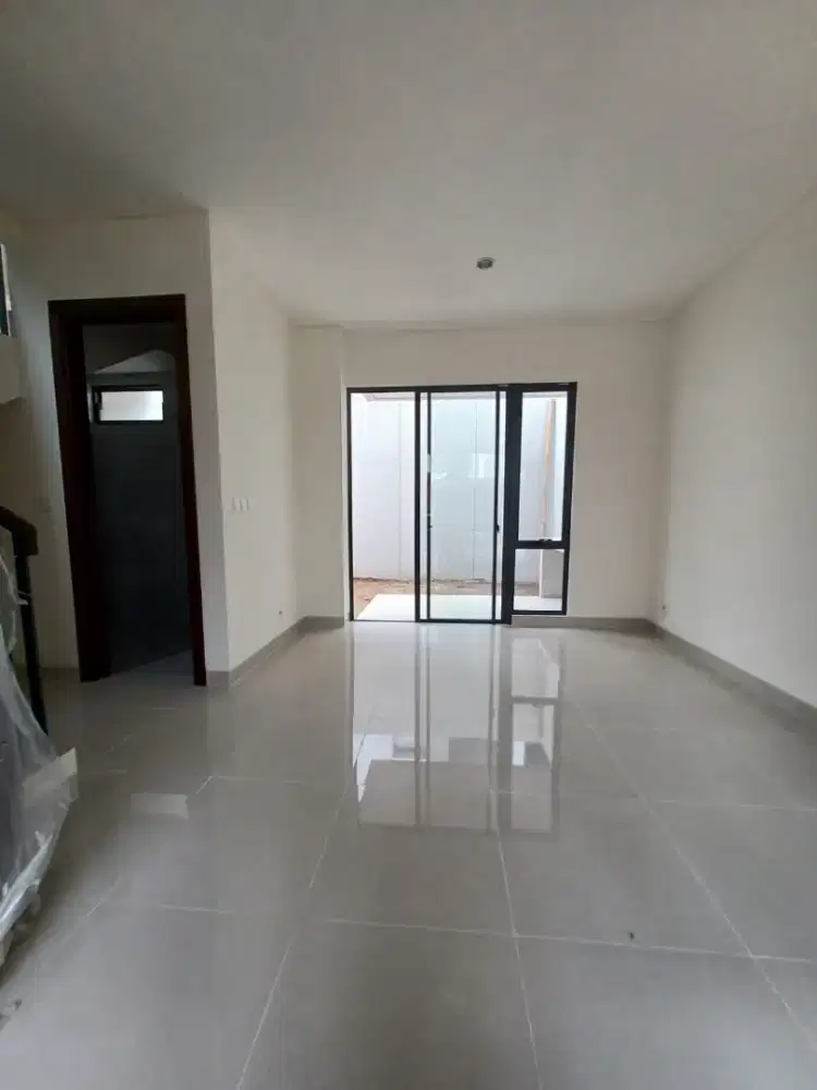 Rumah minimalis Di podomoro cluster wangsagriya