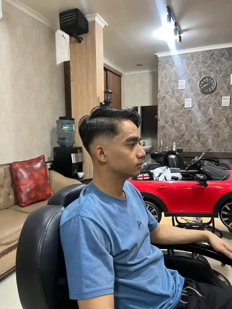 nyari capster yang berpengalaman dan tanggung jawab