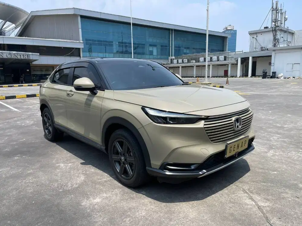 2023 Honda HR-V E Like New Km 18rb Garansi B Genap Pjk 10/2026 *KREDIT