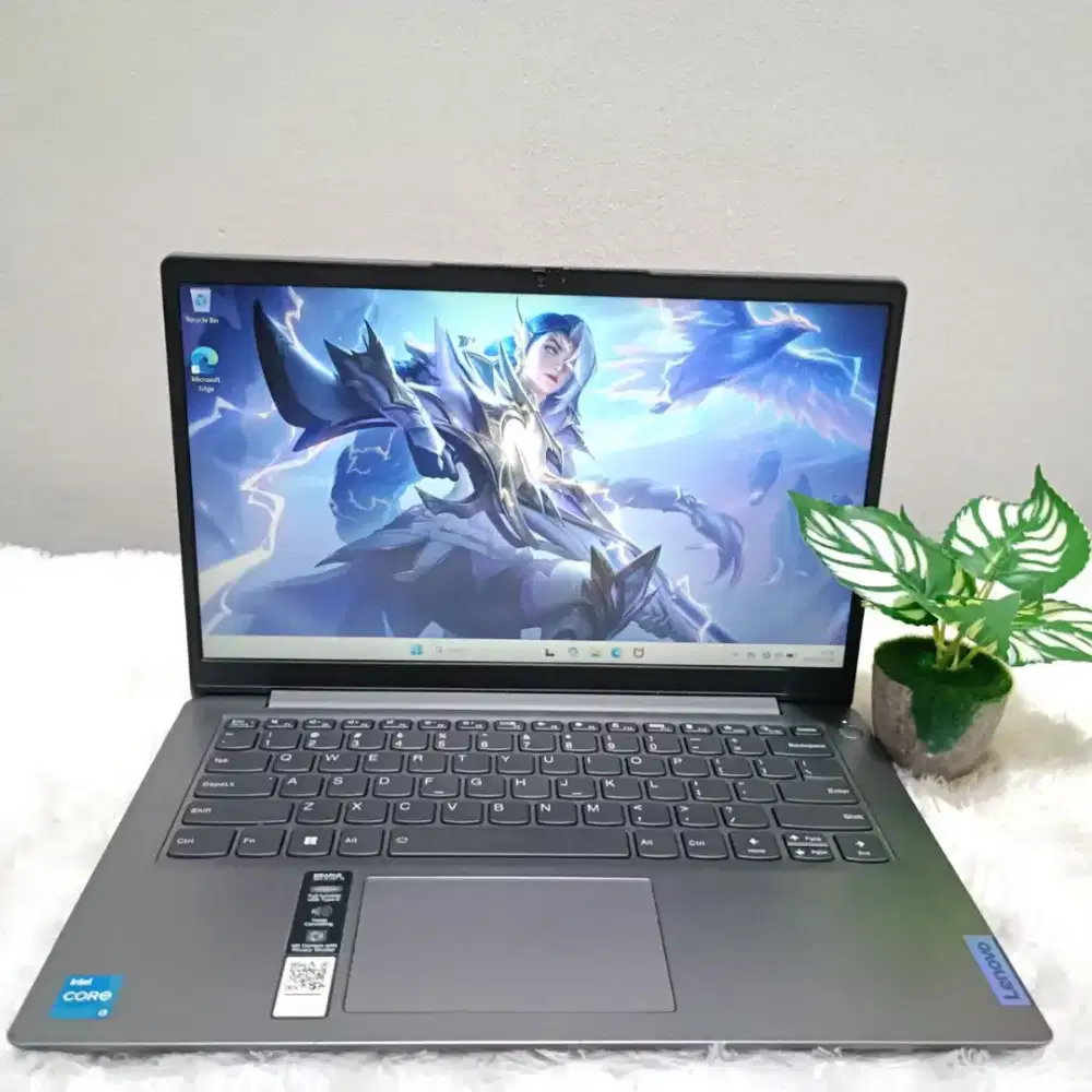 LENOVO IDEAPAD SLIM 3i CORE I3 1215U RAM 8GB SSD 256GB LAYAR 14.0 FHD