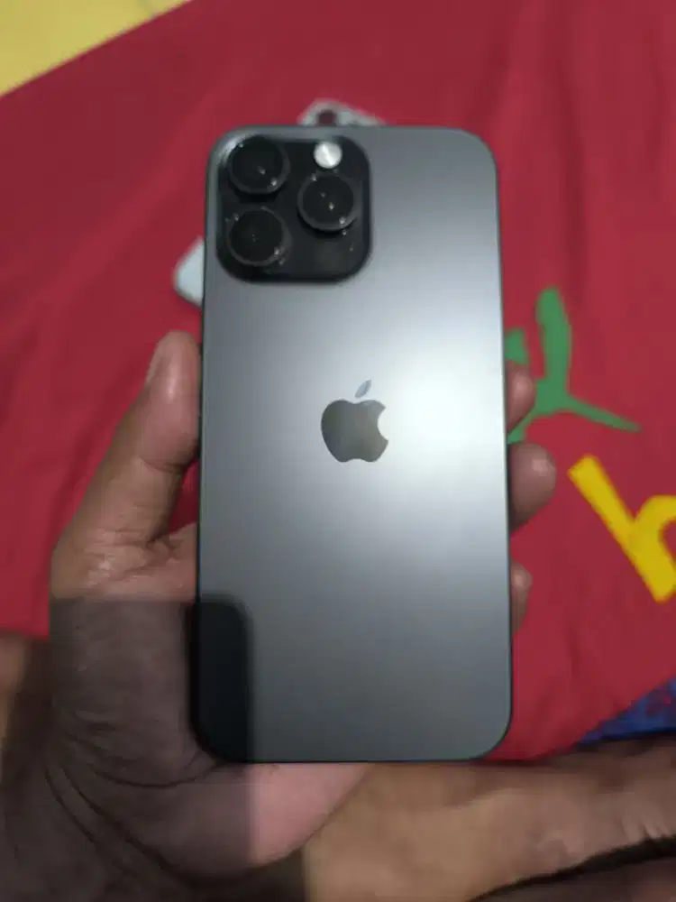Iphone 16 pro max ibox garansi sampai juni