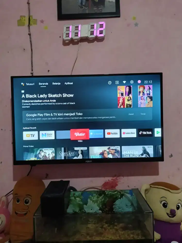 Tv Android aqua 32 inci masih mulus dan segel