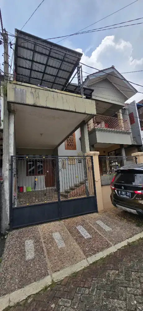 Rumah 2 Lantai Full Furnished Sawangan |5KM-SHM| Siap Huni Dekat Tol