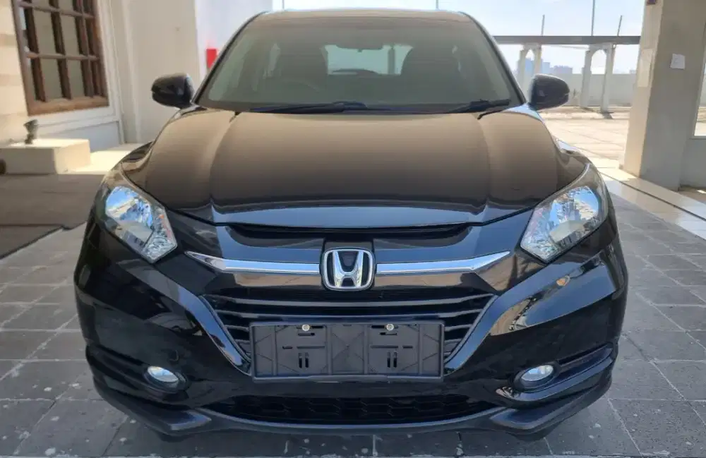 HONDA HRV 1.5 E CVT 2016 - KM 70RB, TGN 1, ANTIK GRESS SPT BARU !!!