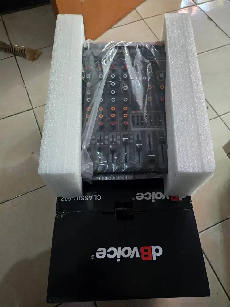 Mixer Dbvoice Classic 602 Original 8 Channel Classic602