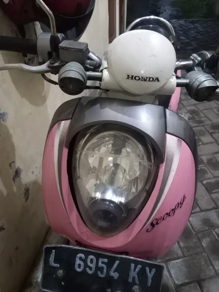 Honda Scoopy generasi pertama