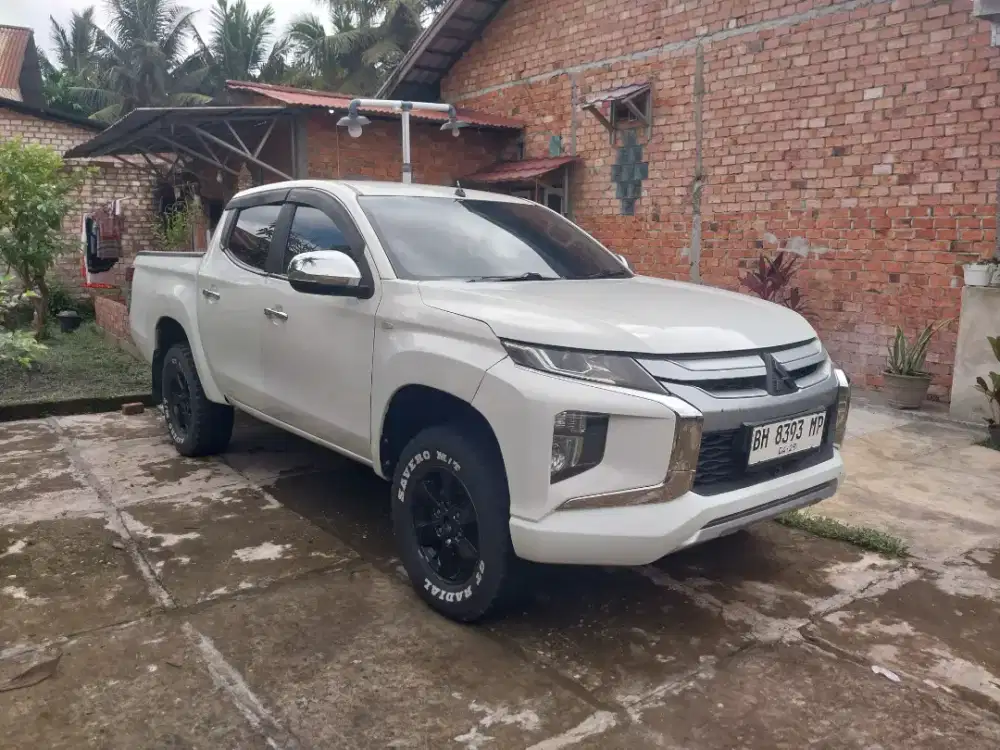 Mitsubishi Triton GLS 4x4 
Tahun 2019