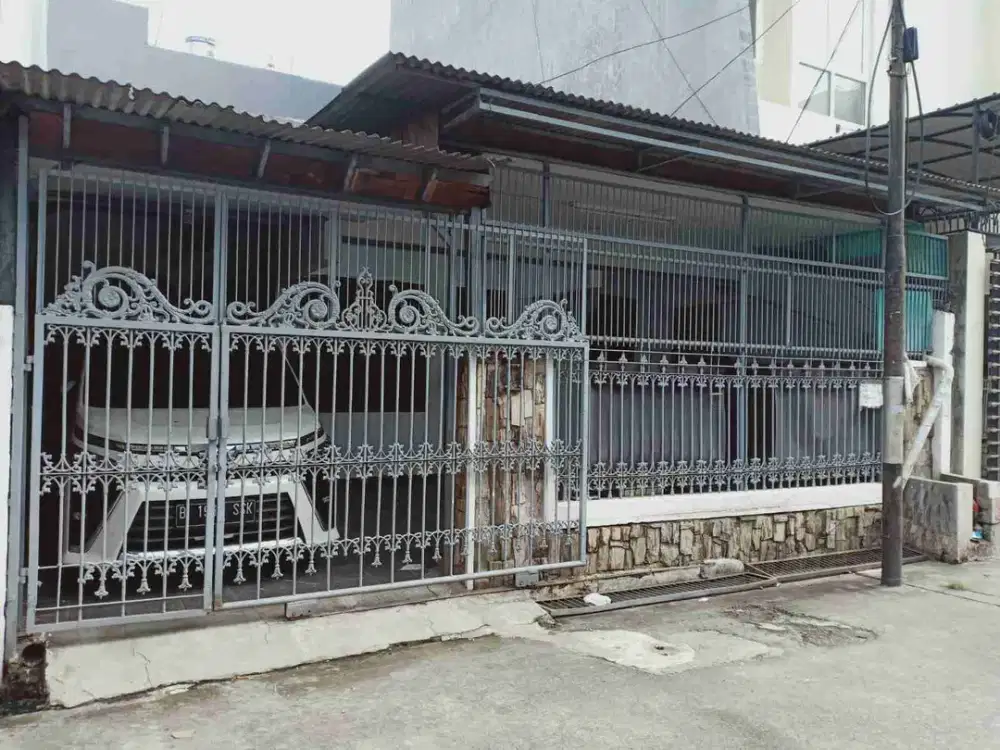 Disewakan Rumah Sunter Hijau