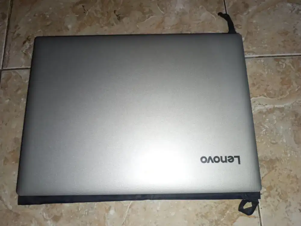 Latop Lenovo Normal, siap pakai