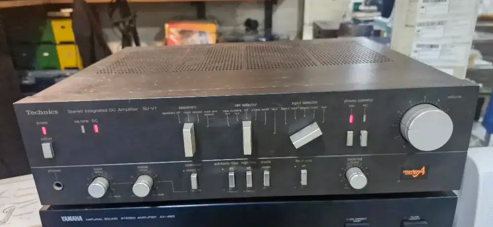 Integrated Amplifier Technics SU V 7 japan