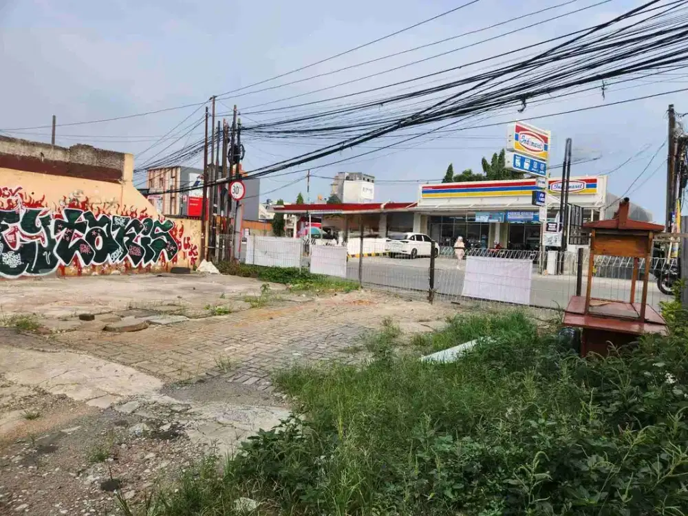 DIJUAL ATAU DISEWAKAN TANAH KAVLING LOKASI PINGGIR JALAN RAYA RAMAI DI CILEDUG TANGERANG