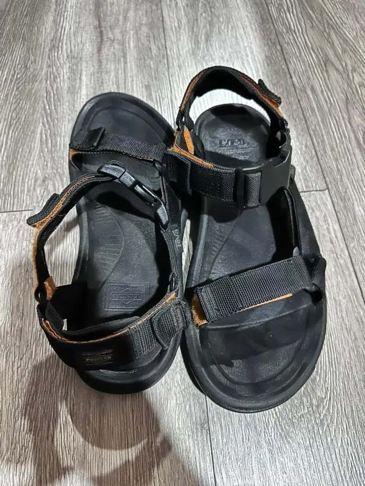 Sandal Porter Yoshida x Teva Size 43