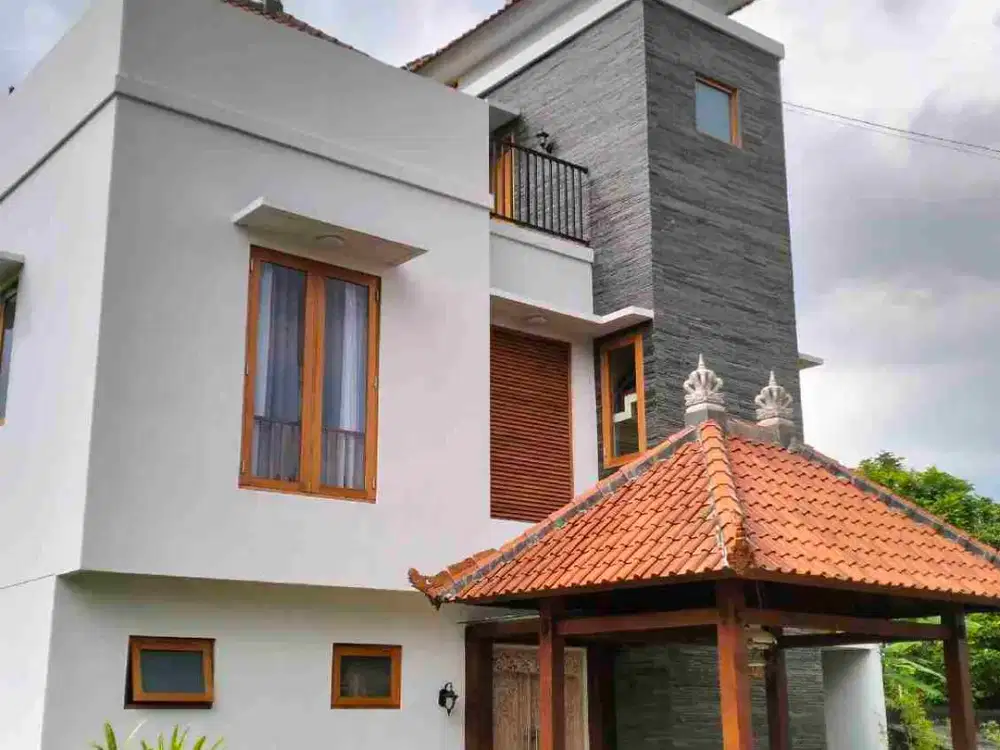 For rent luxury vila 3 bedroom with rooftop view jungle near Ubud