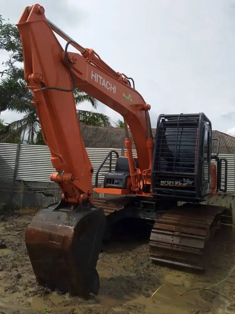 Rental Berbagai Jenis Alat Berat dengan unit Prima